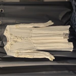 EUC Free People One Women's Sz M Embroidered Distressed Dress p2p- 19"